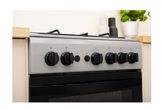indesit gas cooker 9